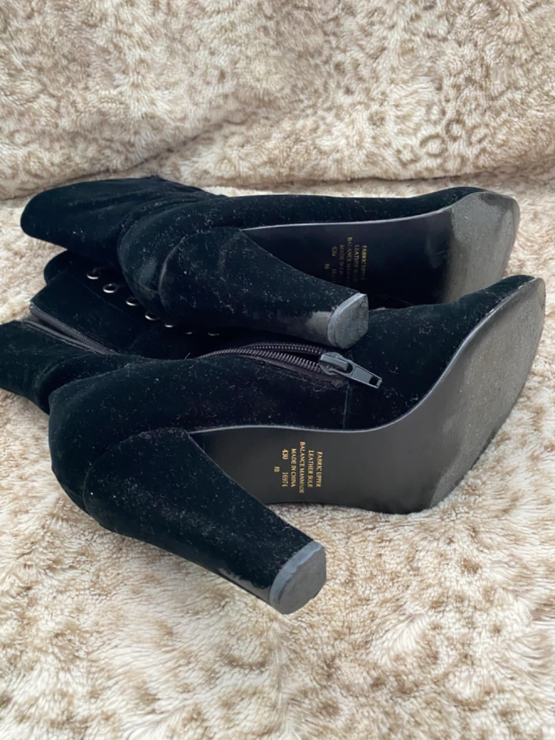 Vintage Black Velvet Lace-Up Heeled Boots Size 8 - photo 5