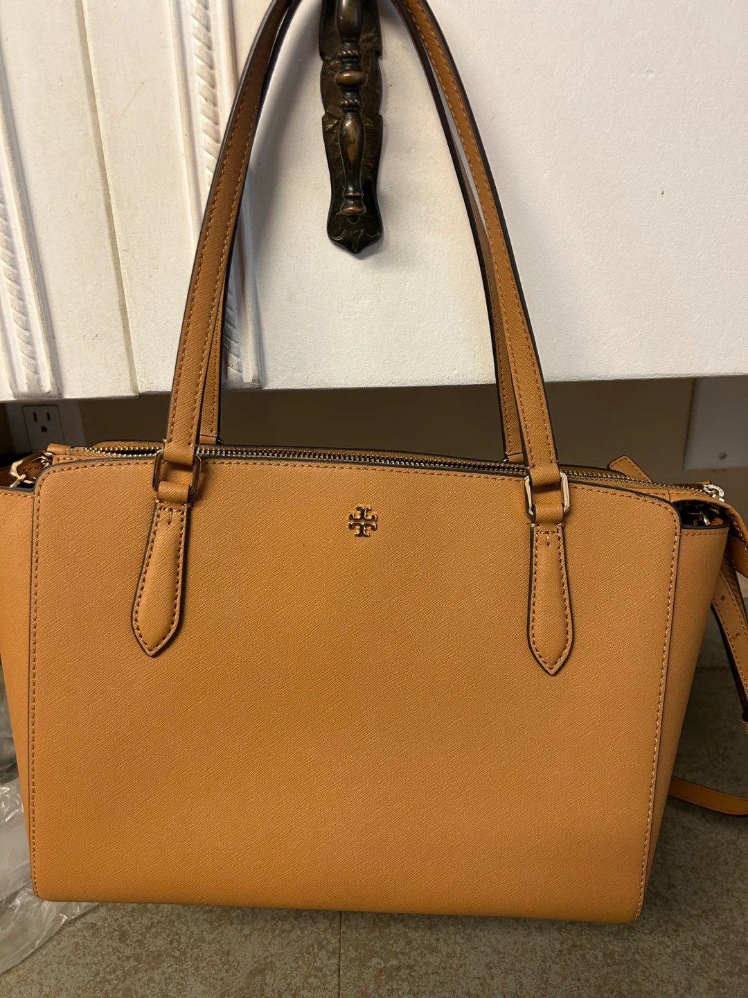 Tory Burch Leather Tote Bag - photo 2