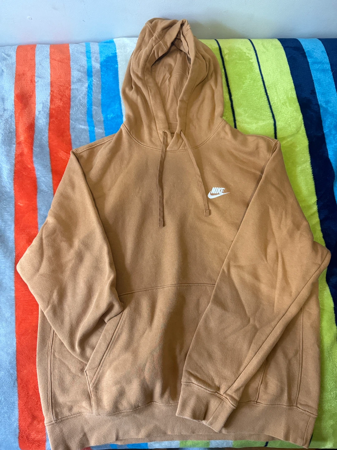 Size L Nike Pullover Hoodie