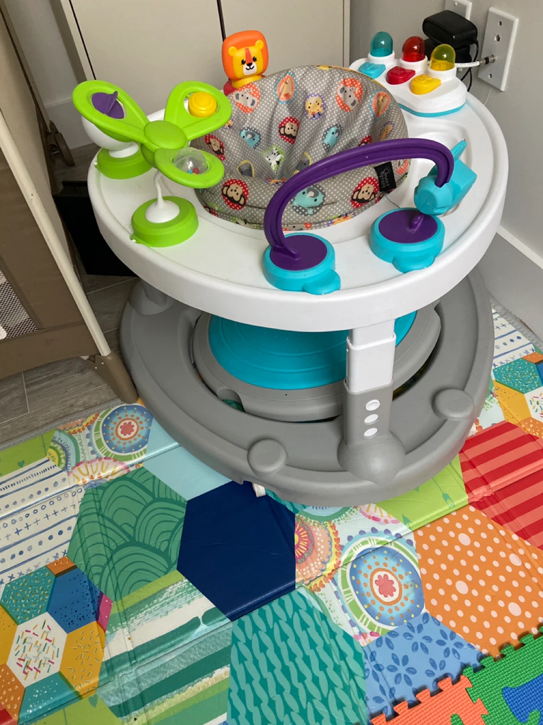 Baby Einstein Neighborhood Friends Activity Jumper