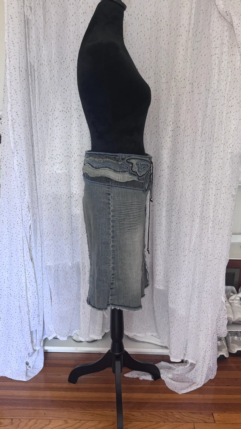 Butterfly Design Denim Skirt - photo 3
