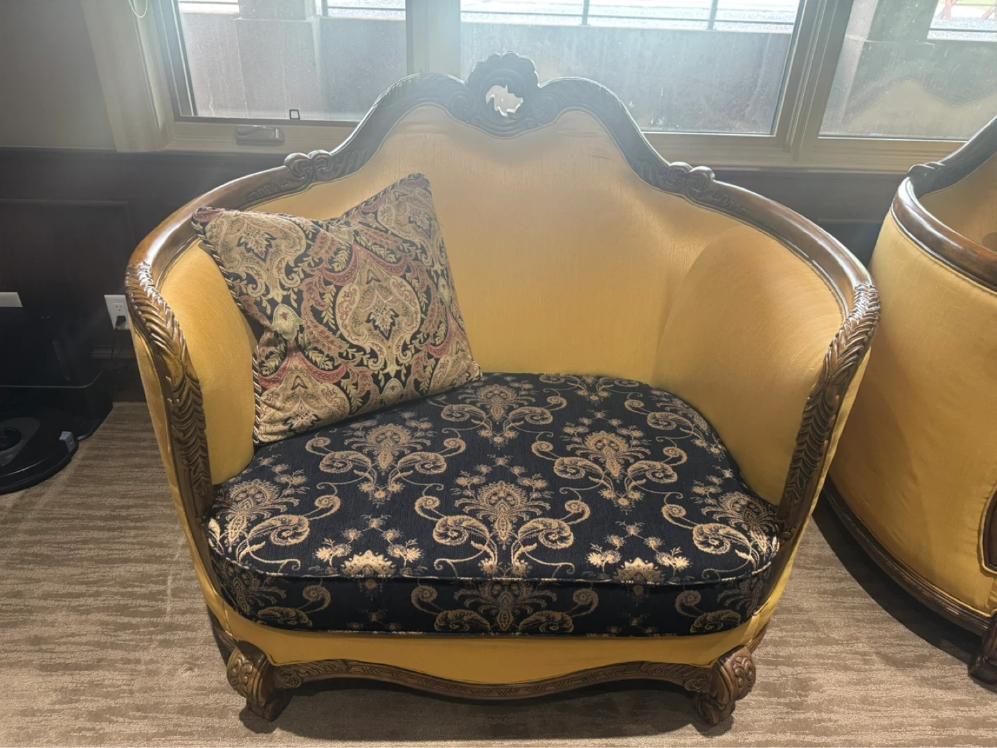 Ornate Yellow Velvet Armchair - photo 2