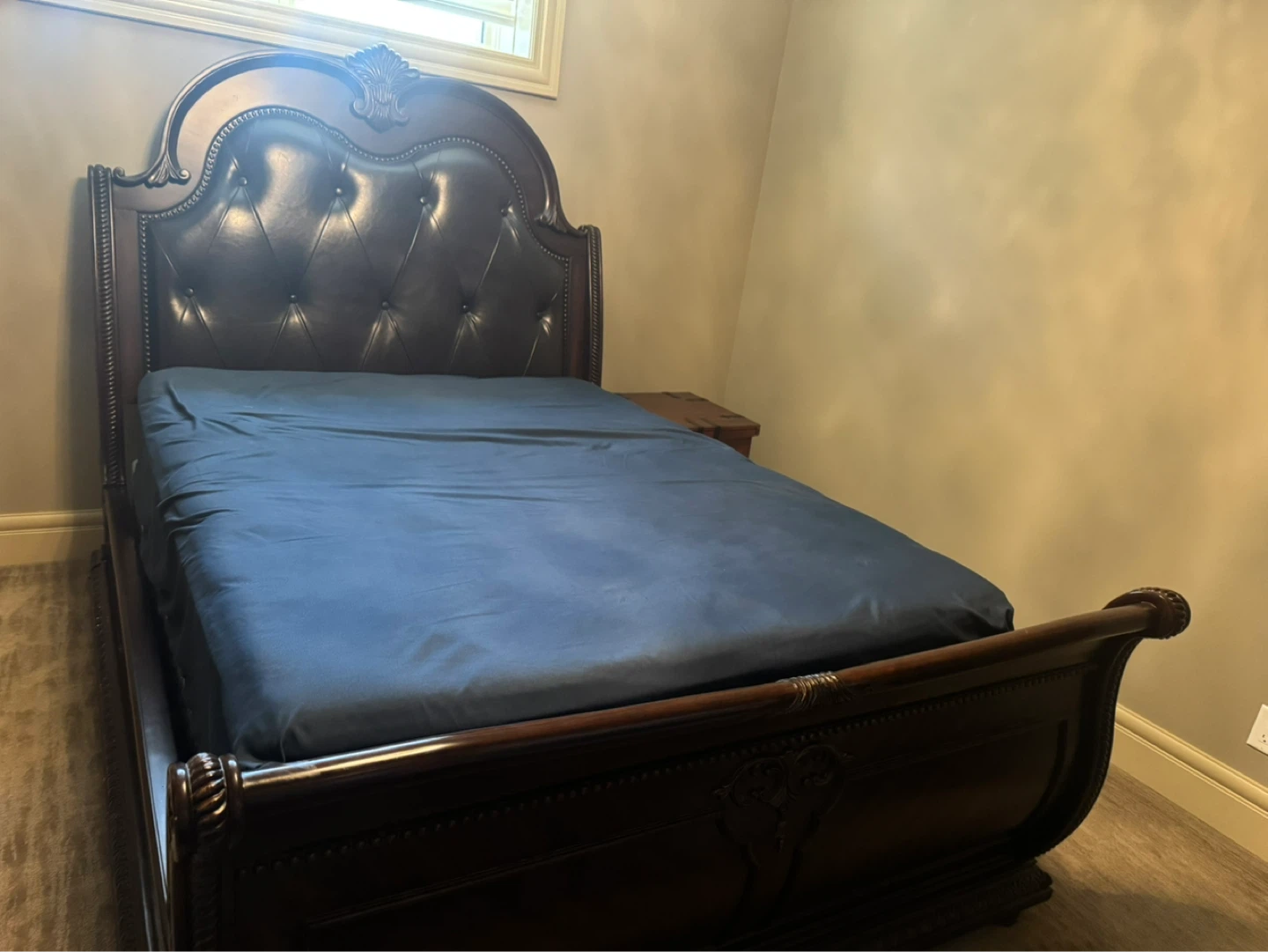 Dark Wood Bedroom Set - Dresser, Bed Frame, and Storage Chest - photo 2