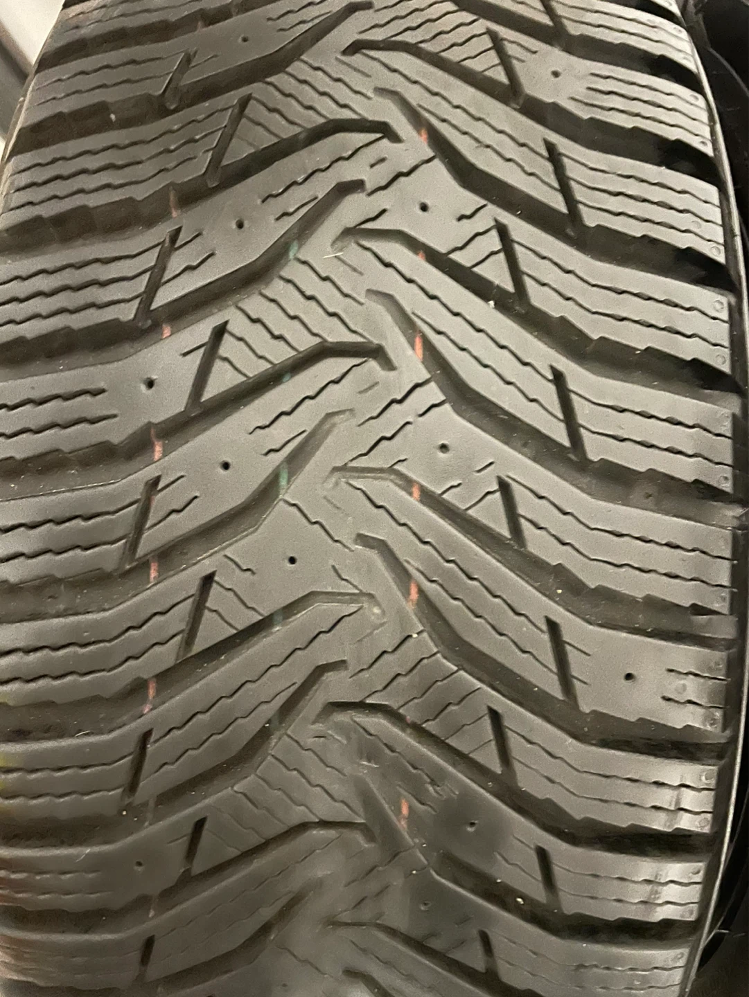 Winter tires on rims. 215/45R17 91T Tires with Black Rims - photo 3