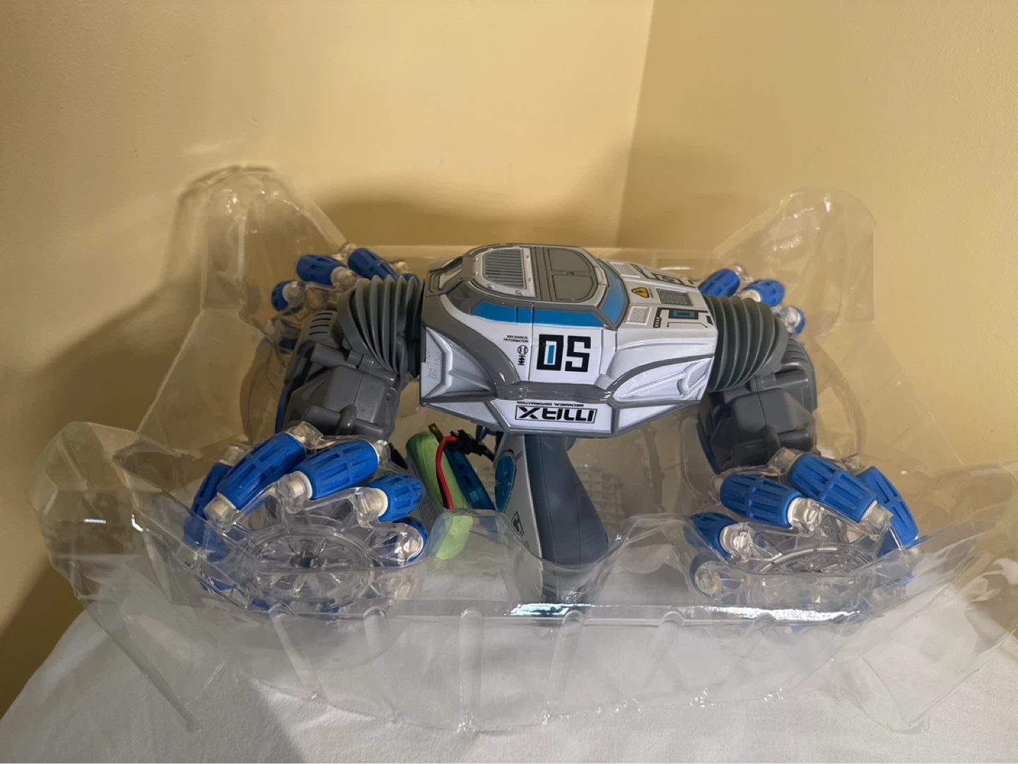 AI Follow Stunt R/C Stunt Car - photo 4