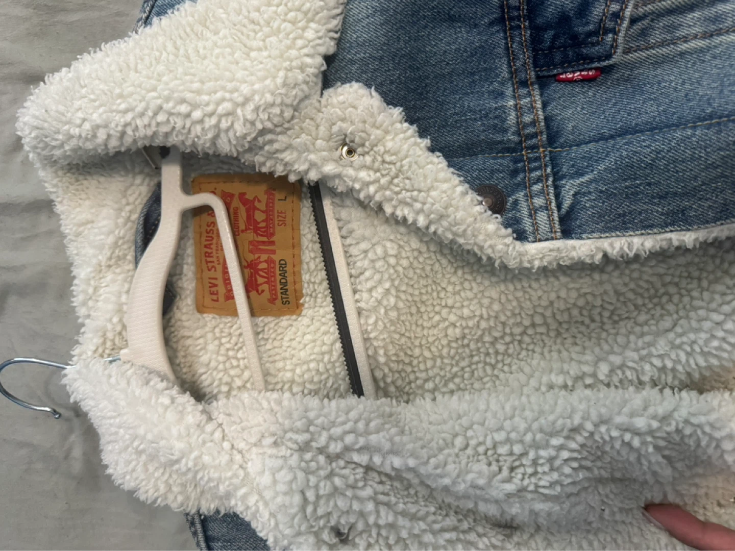 Levi Strauss Sherpa Lined Denim Jacket - photo 3