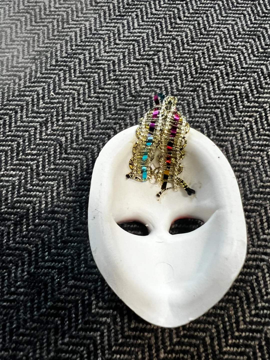Decorative Porcelain Masquerade Mask - photo 2