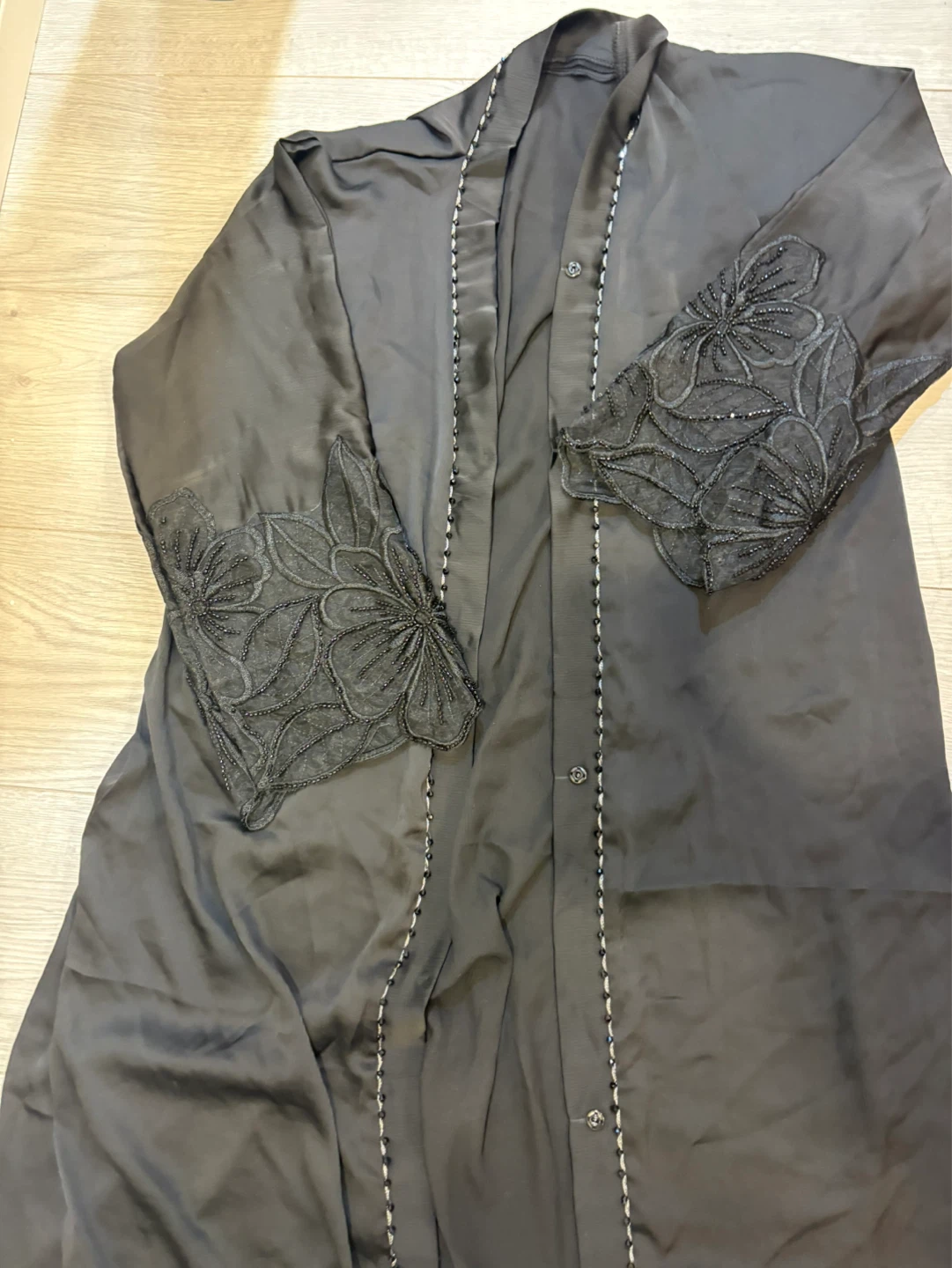 Black Abaya with Beaded Floral Embellishments - photo 2