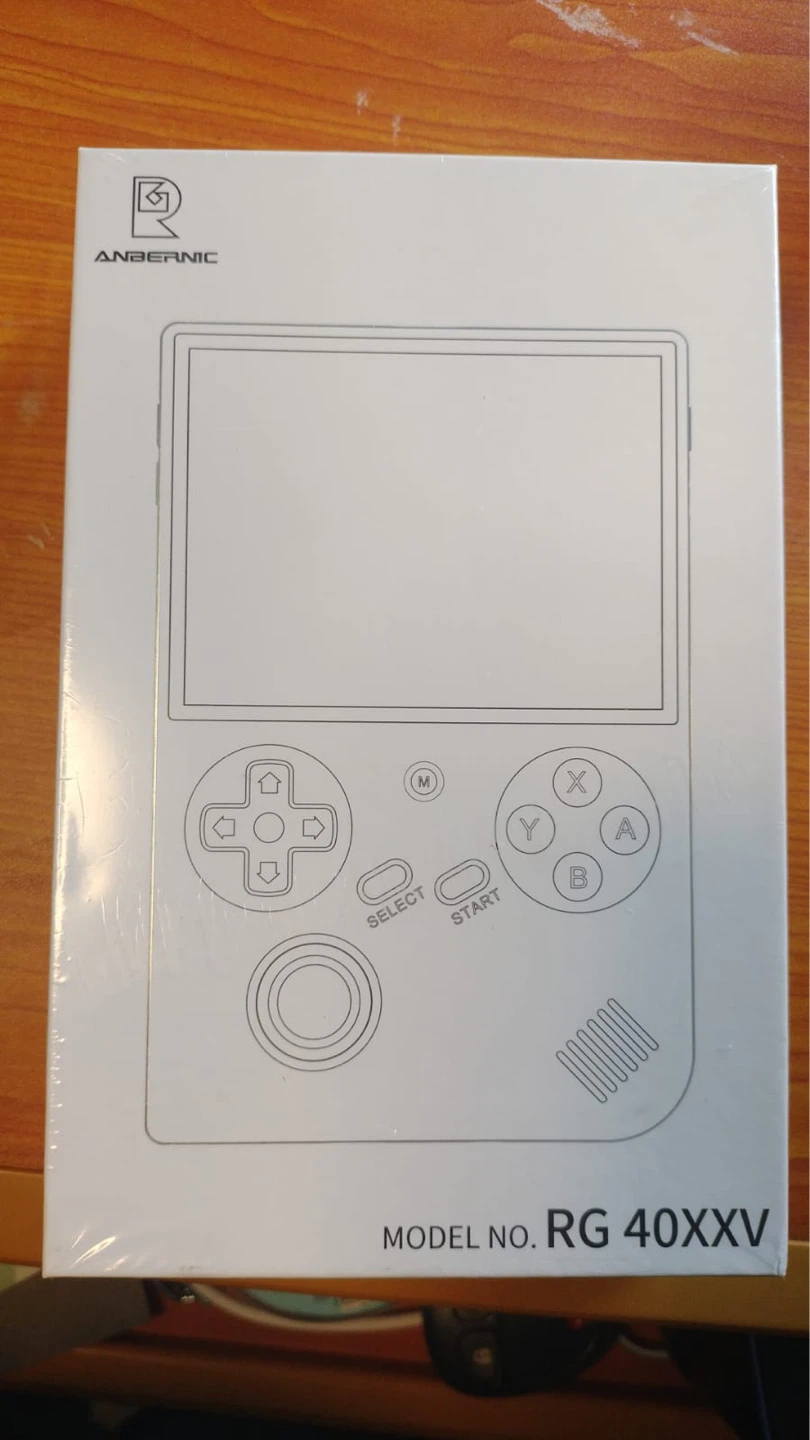 Anbernic RG40XXV Handheld Game Player - photo 2