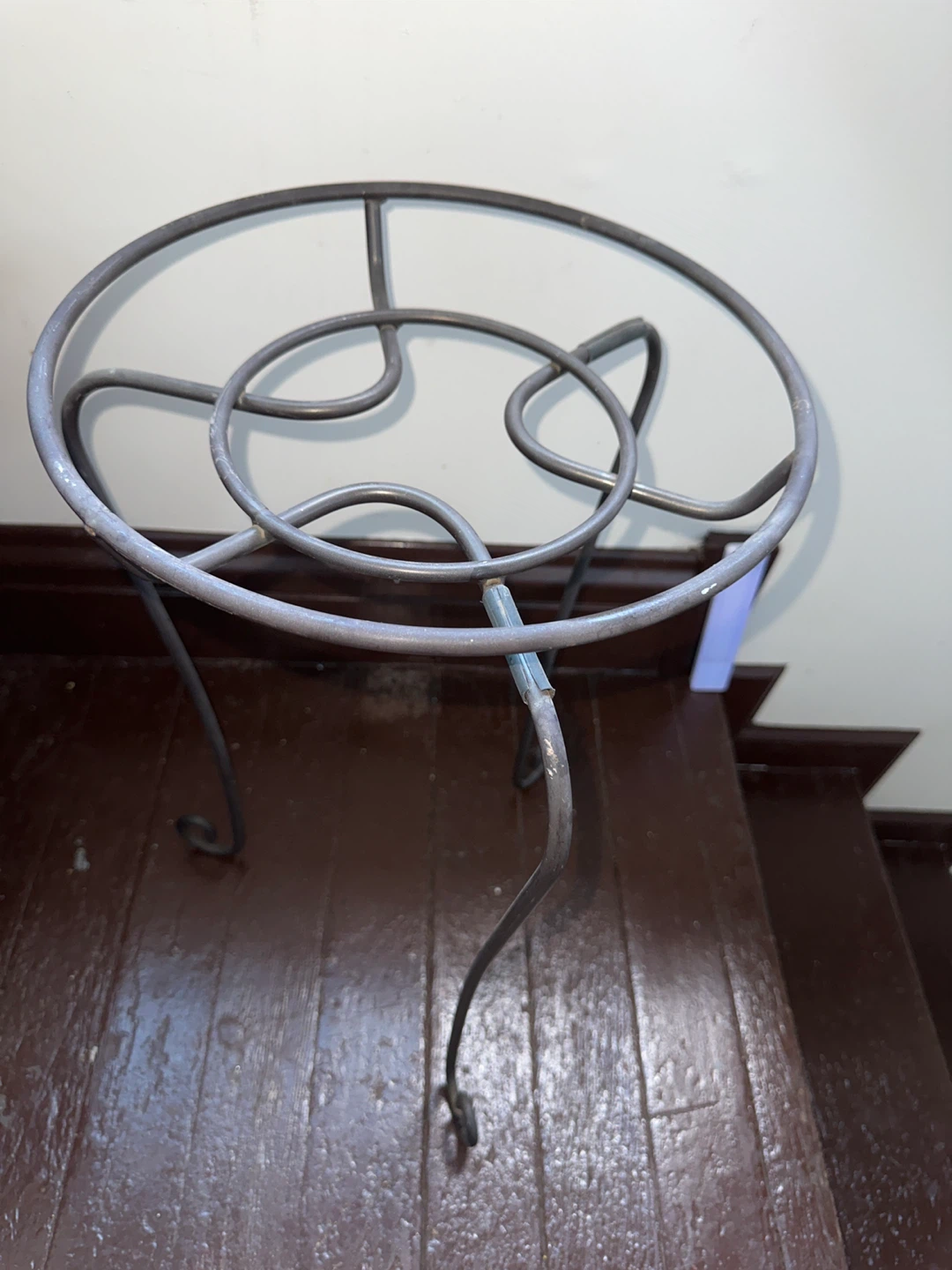 Metal Plant Stand
