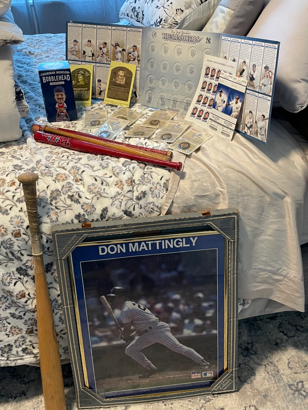 New York Yankees Memorabilia Collection - photo 3