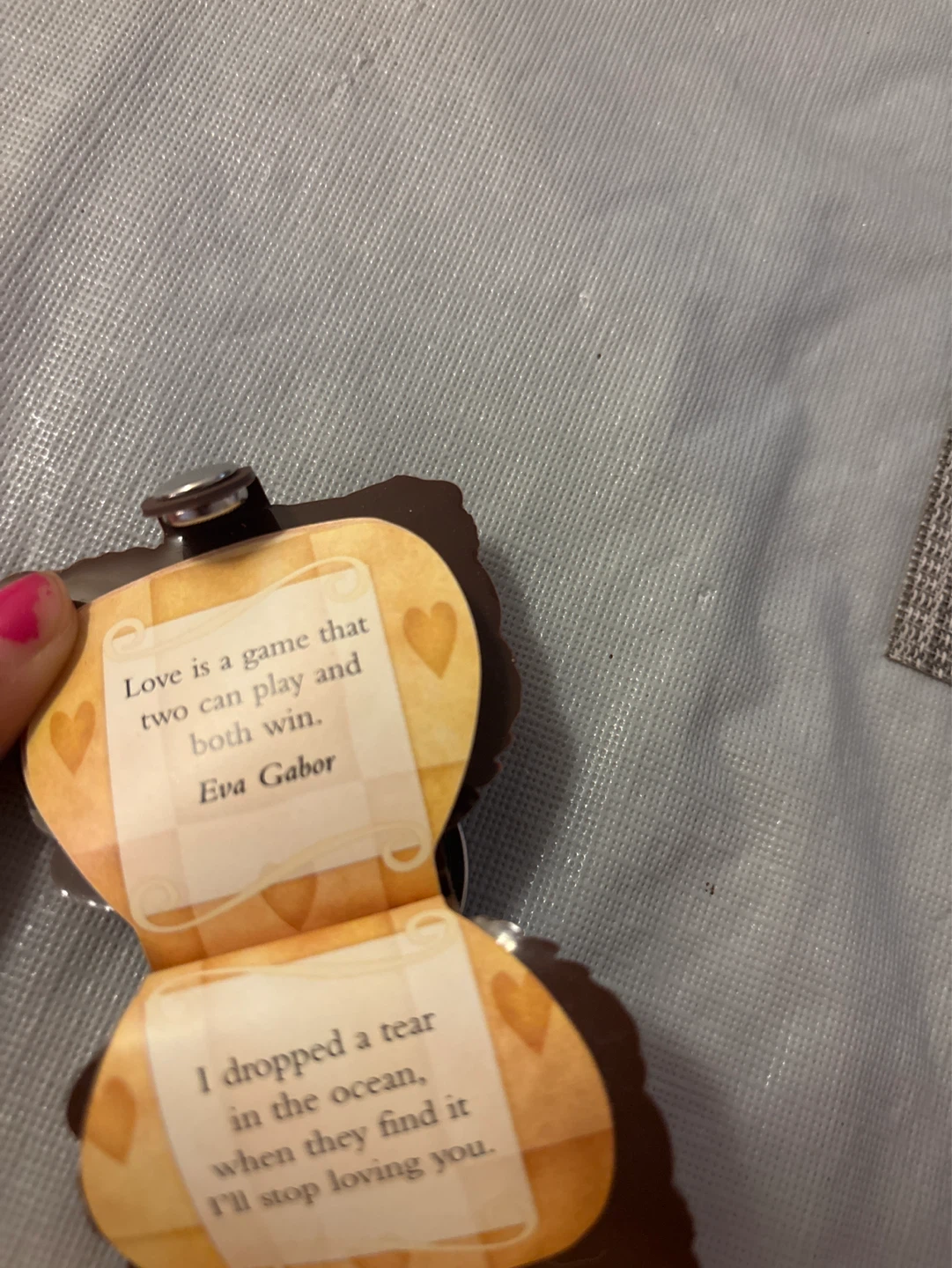 A Little Book of Quotations Keychain with Rose and Love Design - photo 4