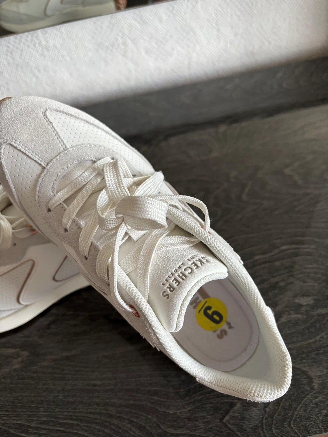 Skechers Women's White Sneakers Size 9 - photo 2