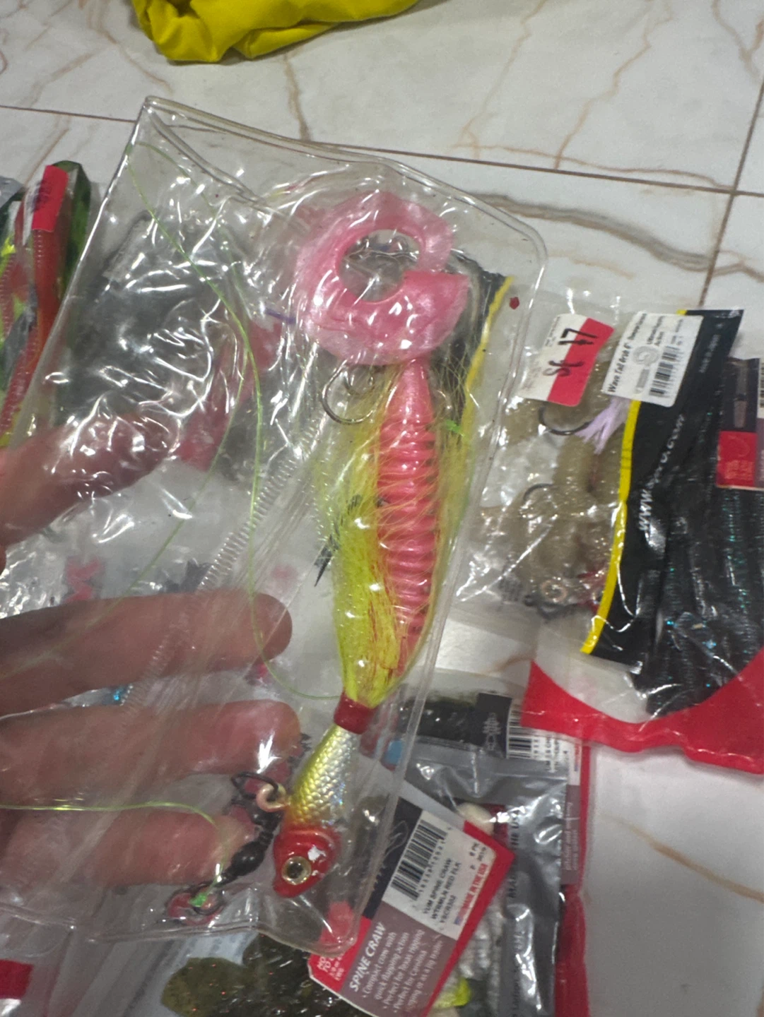 YUM Spine Craw Fishing Bait - photo 5