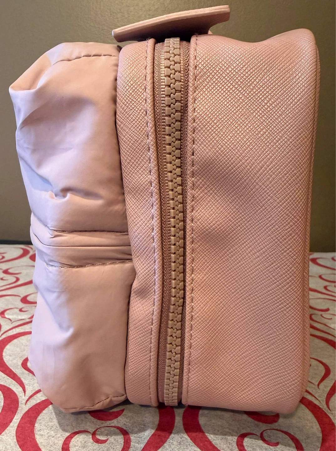 Rare Beauty Makeup/Toiletry Bag Authentic & Collectible! 🆕 - photo 3