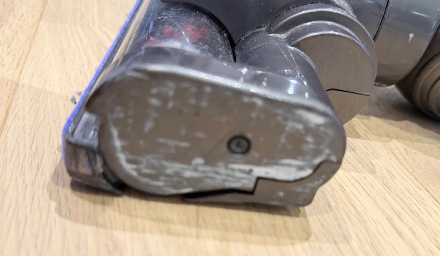 Dyson Vacuum Cleaner - photo 3