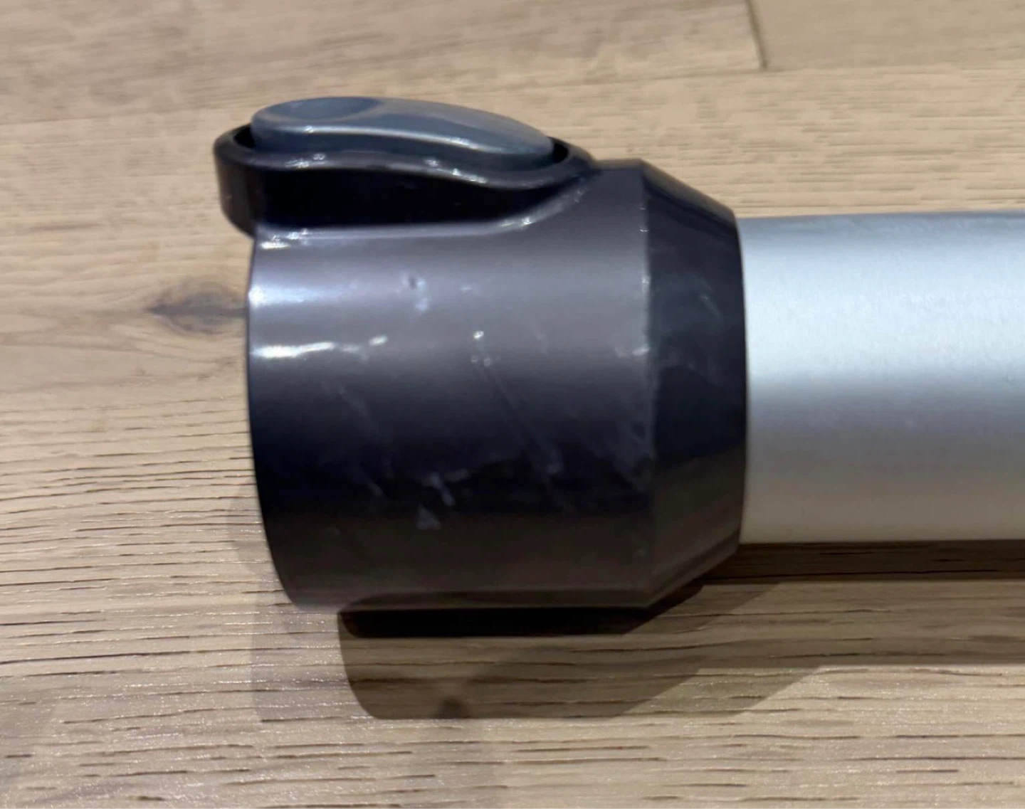 Dyson Vacuum Cleaner - photo 4