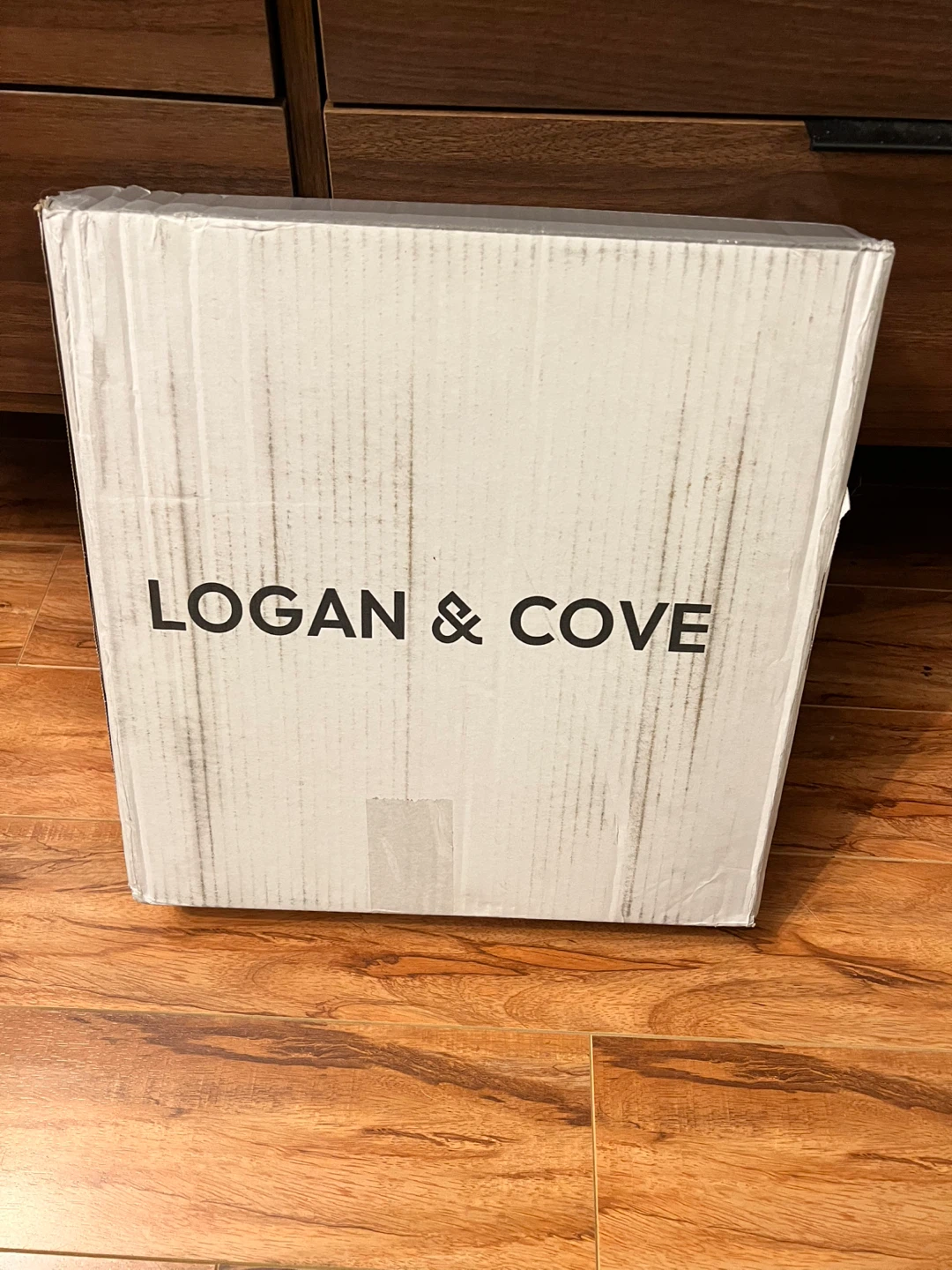 Logan & Cove Queen Mattress Protector