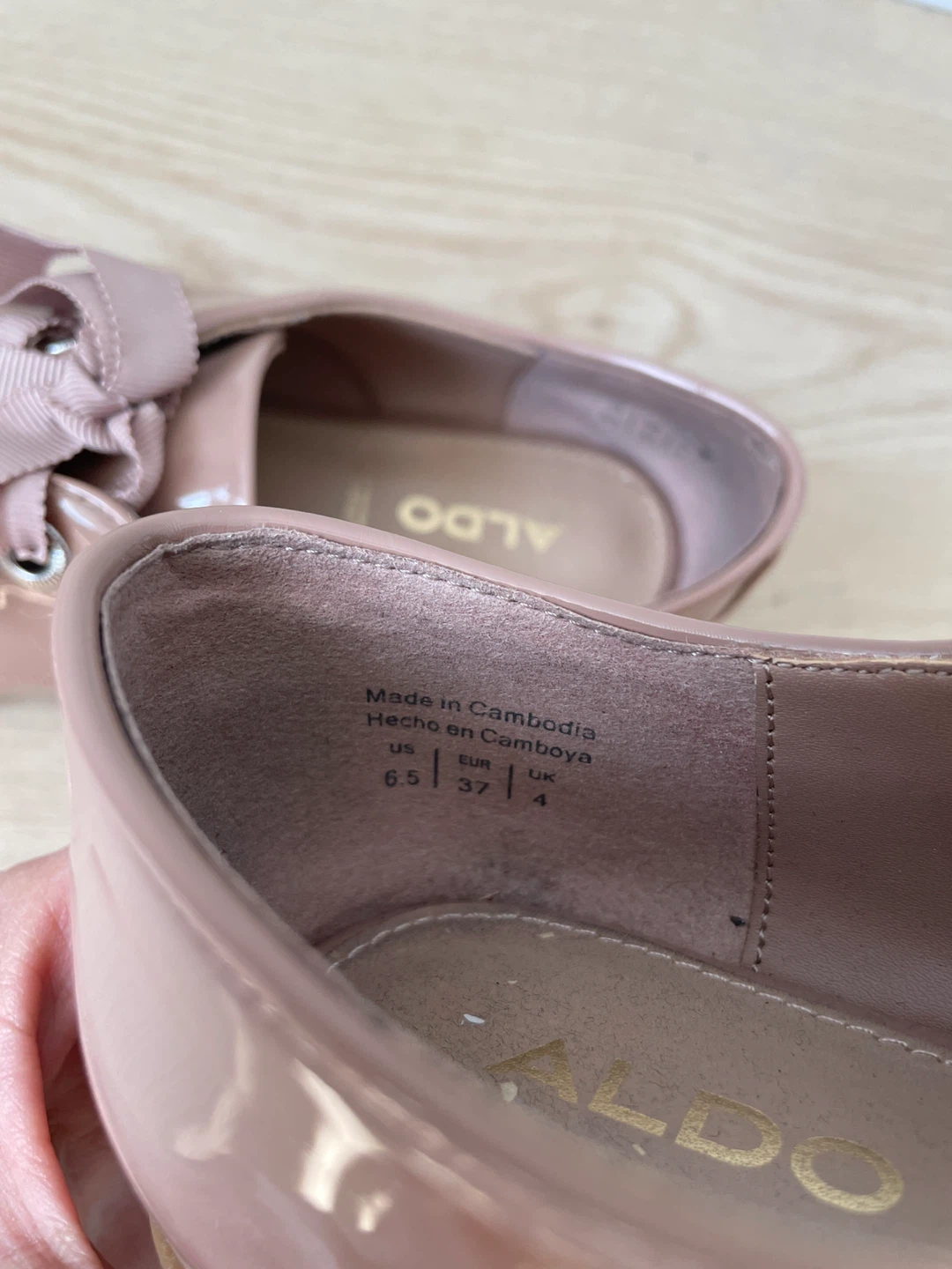 ALDO Women's Pink Patent Lace-Up Flats - photo 4