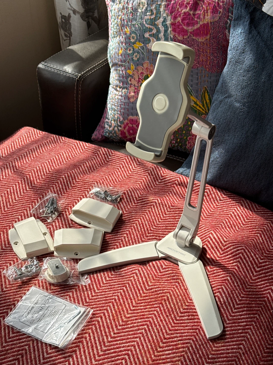 ABOVETEK Tablet Stand and Mount