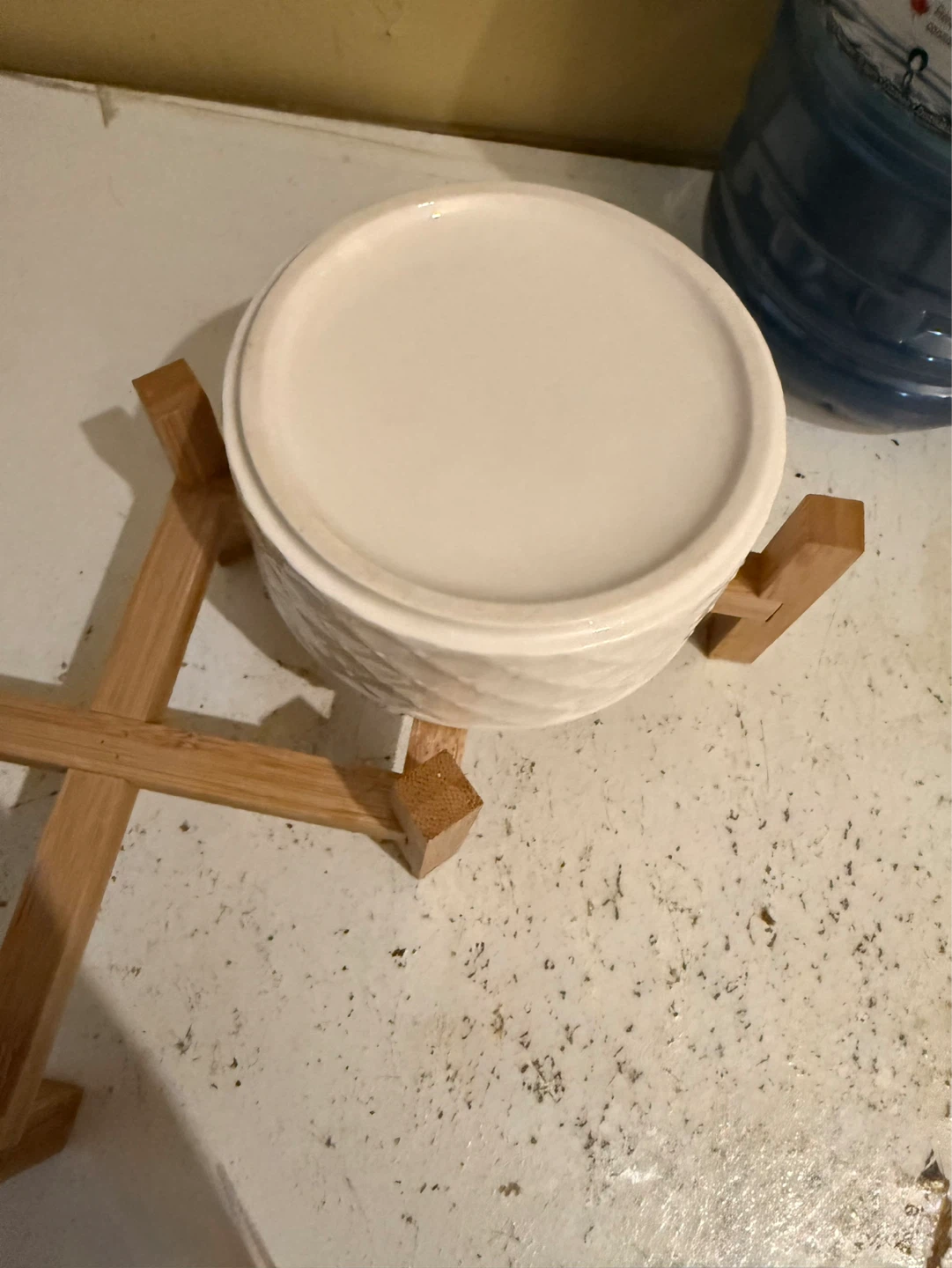 White Ceramic Pet Bowls with Wooden Stand - photo 2