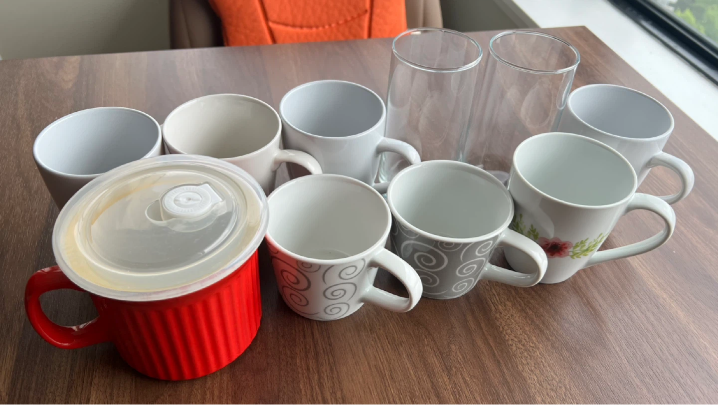 Mixed Mugs and Glasses Set - photo 2