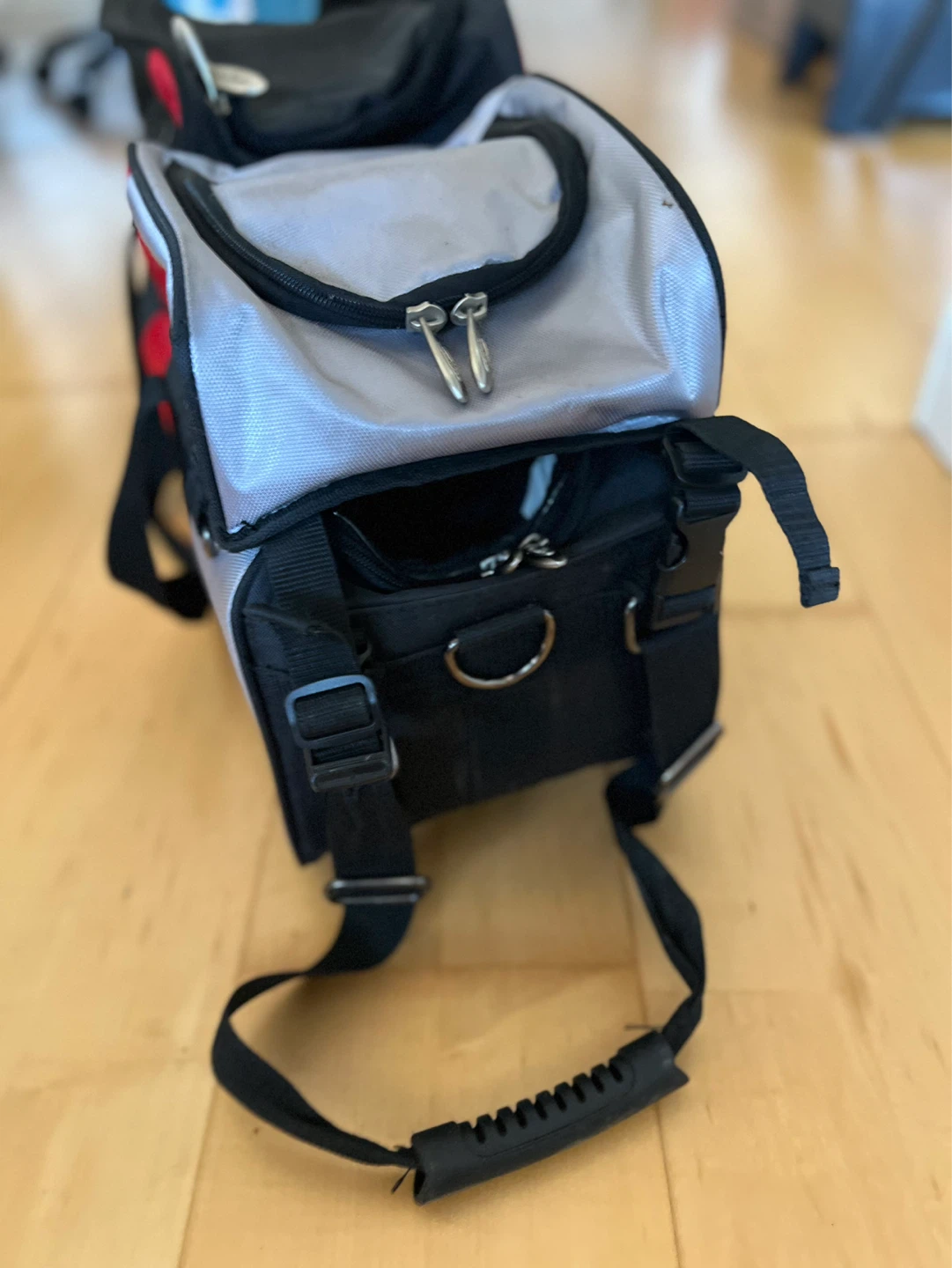 Columbia 300 Black Red Grey Rolling Travelling Bowling Ball Bag - photo 5