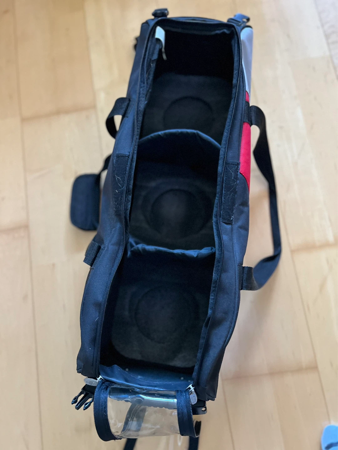 Columbia 300 Black Red Grey Rolling Travelling Bowling Ball Bag - photo 4
