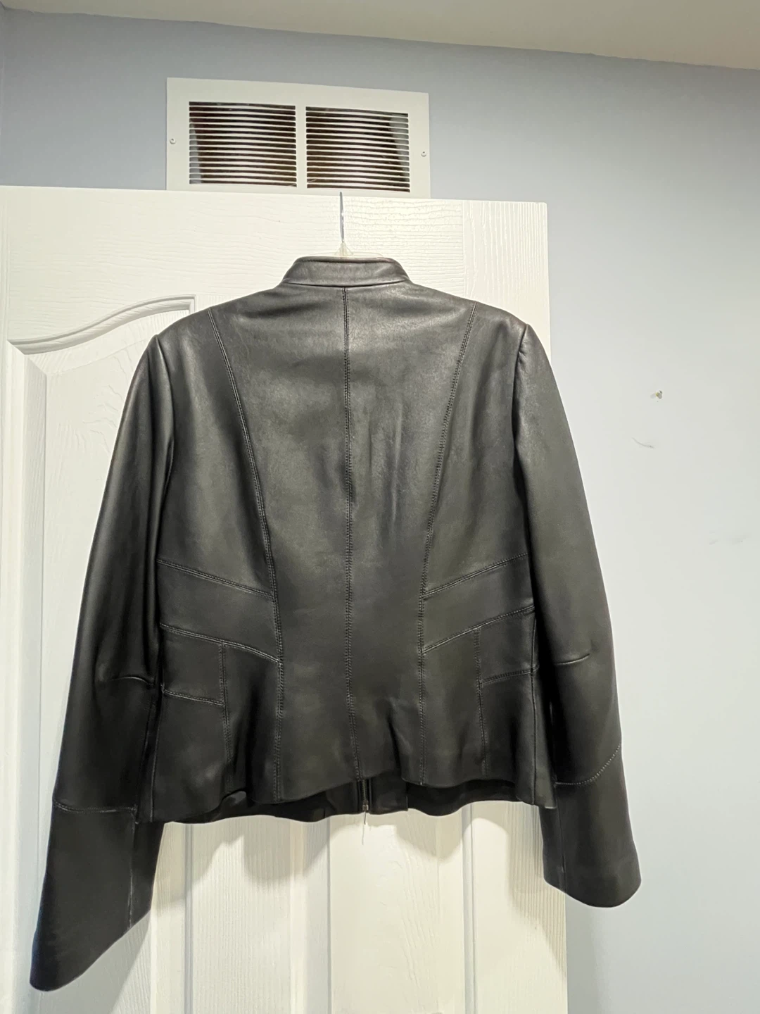 Danier Leather Jacket - Black - photo 2