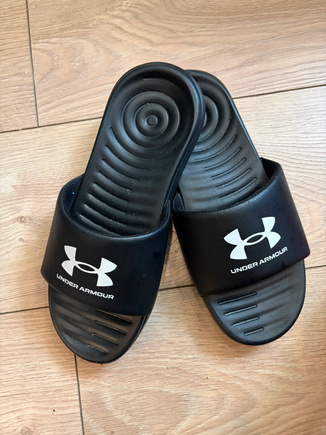 Under Armour sliders / women - photo 3