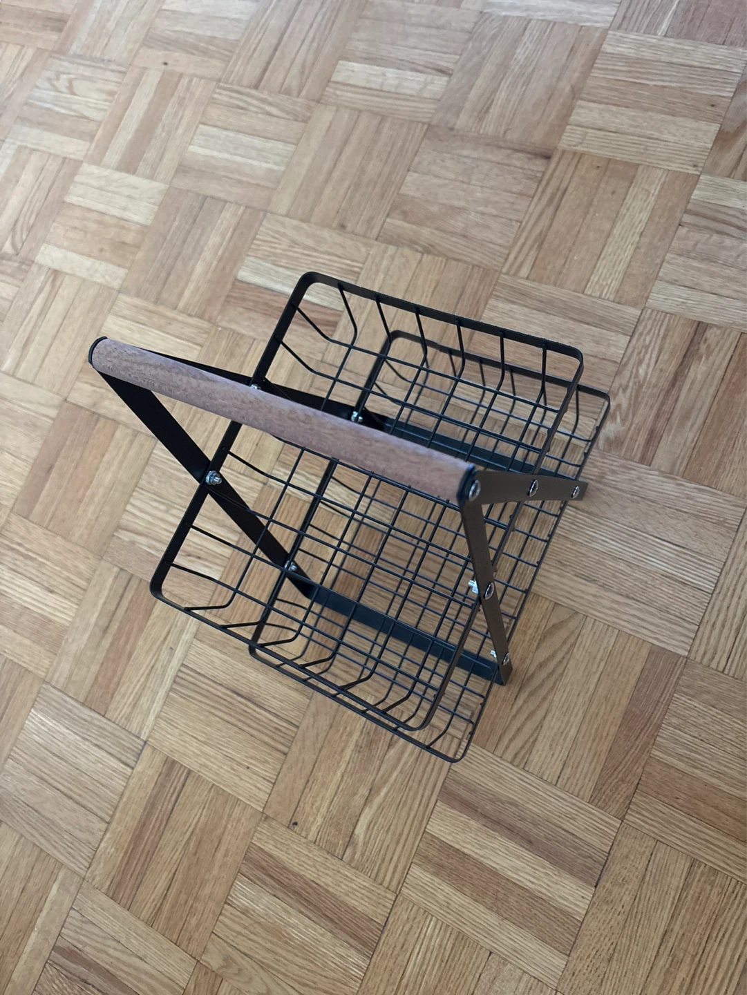 2-Tier Wire Fruit Basket with Wooden Handle - photo 3