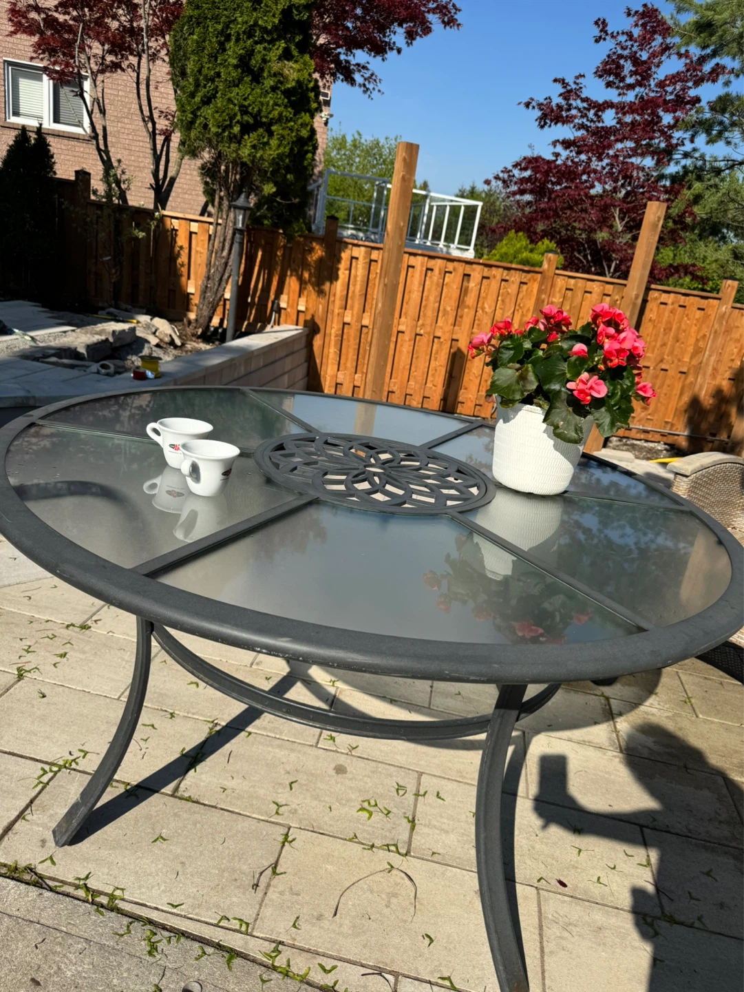 Round Glass Top Patio Table - photo 3