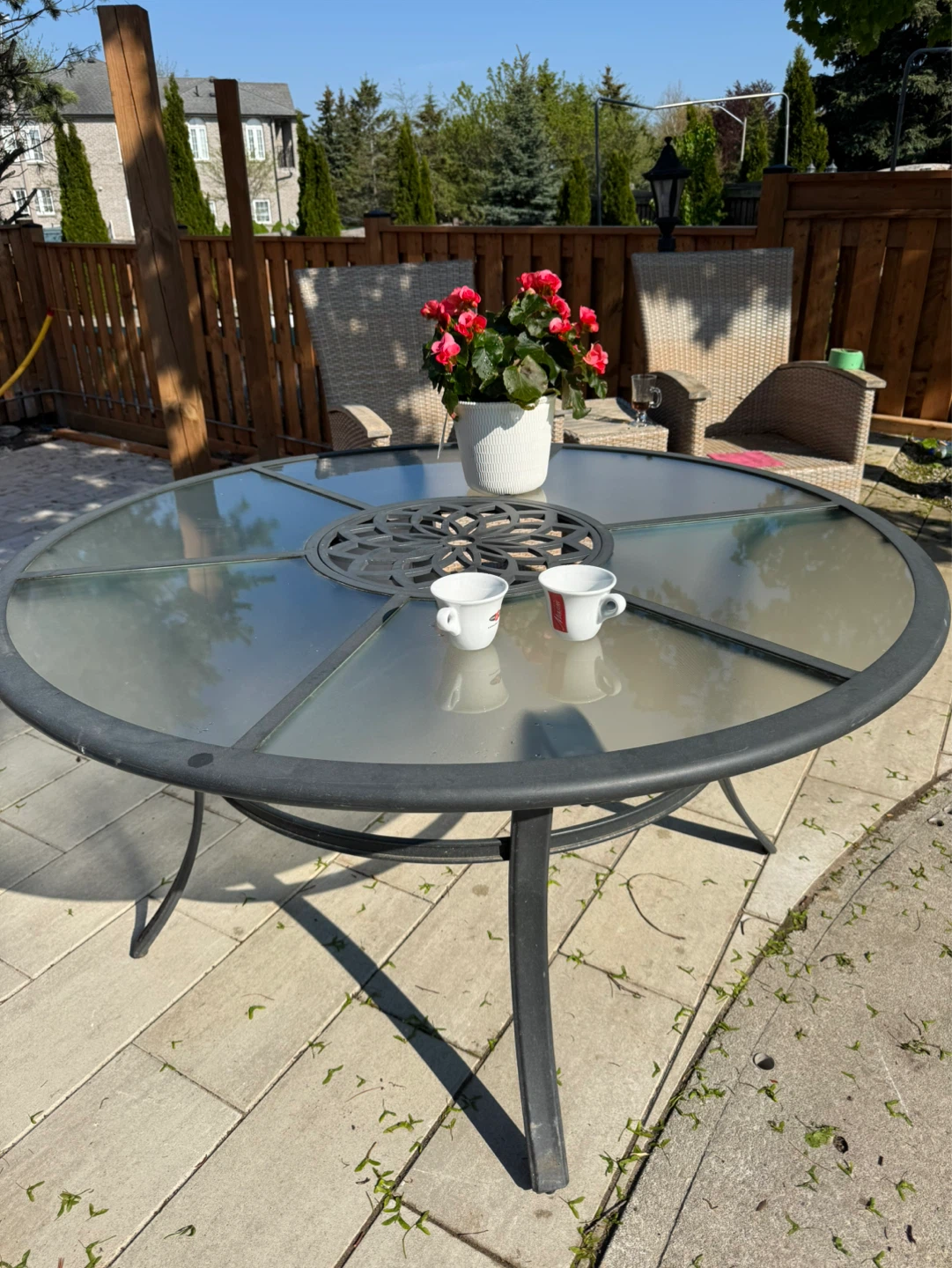Round Glass Top Patio Table