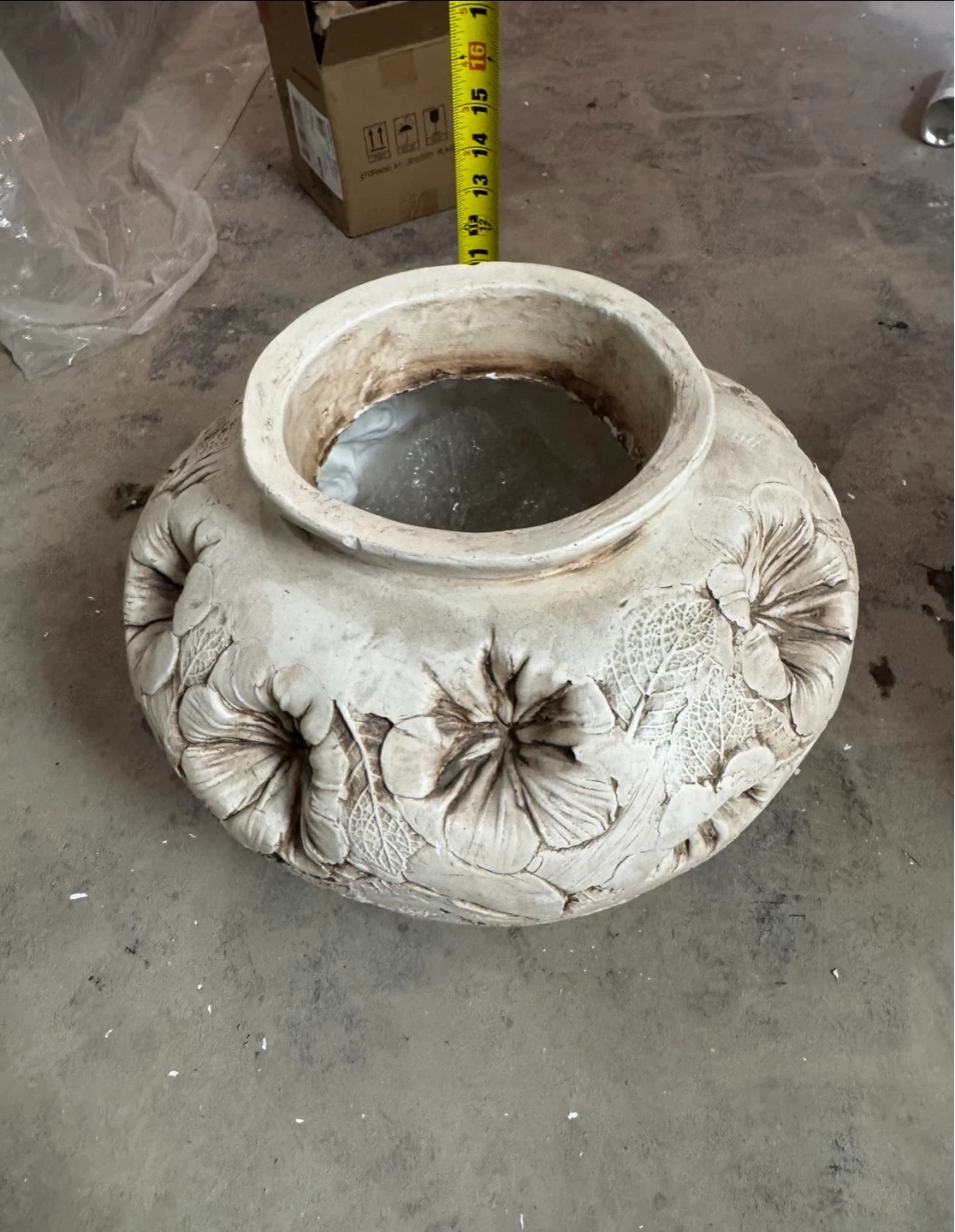 Large Decorative ceramic planter Floral Vase
