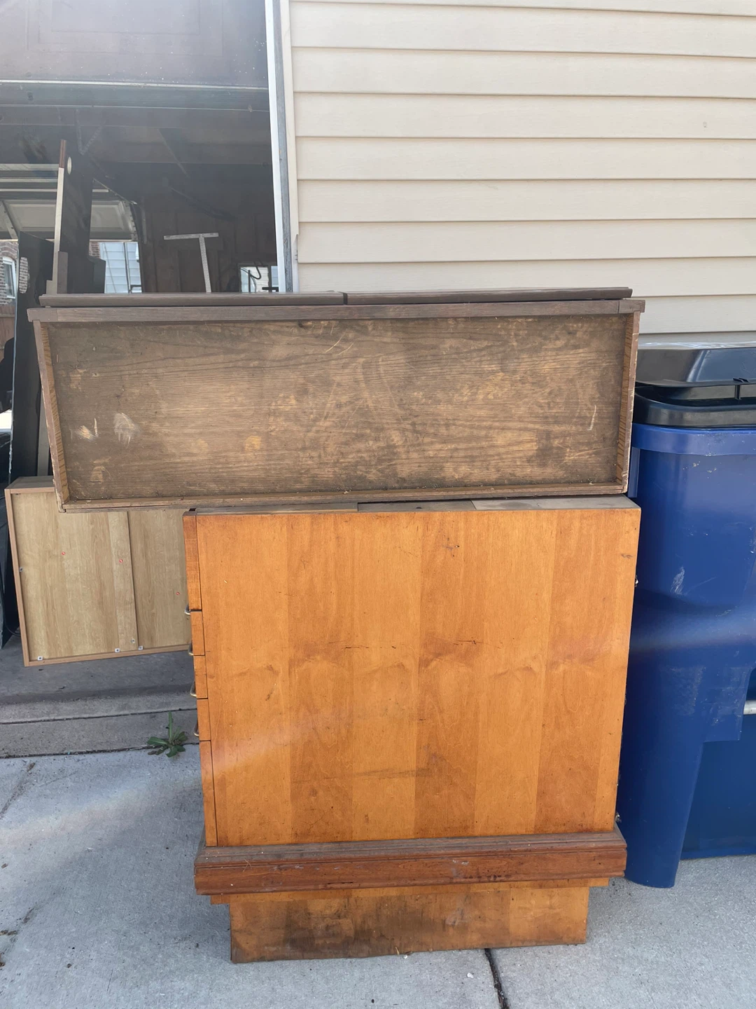 Free Wood Cabinets - photo 2