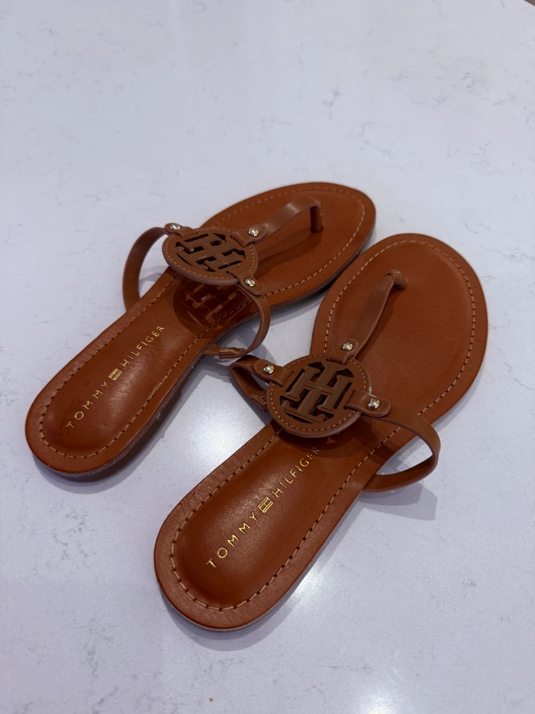 Tommy Hilfiger Women's Thong Sandals - Brown Leather - photo 2