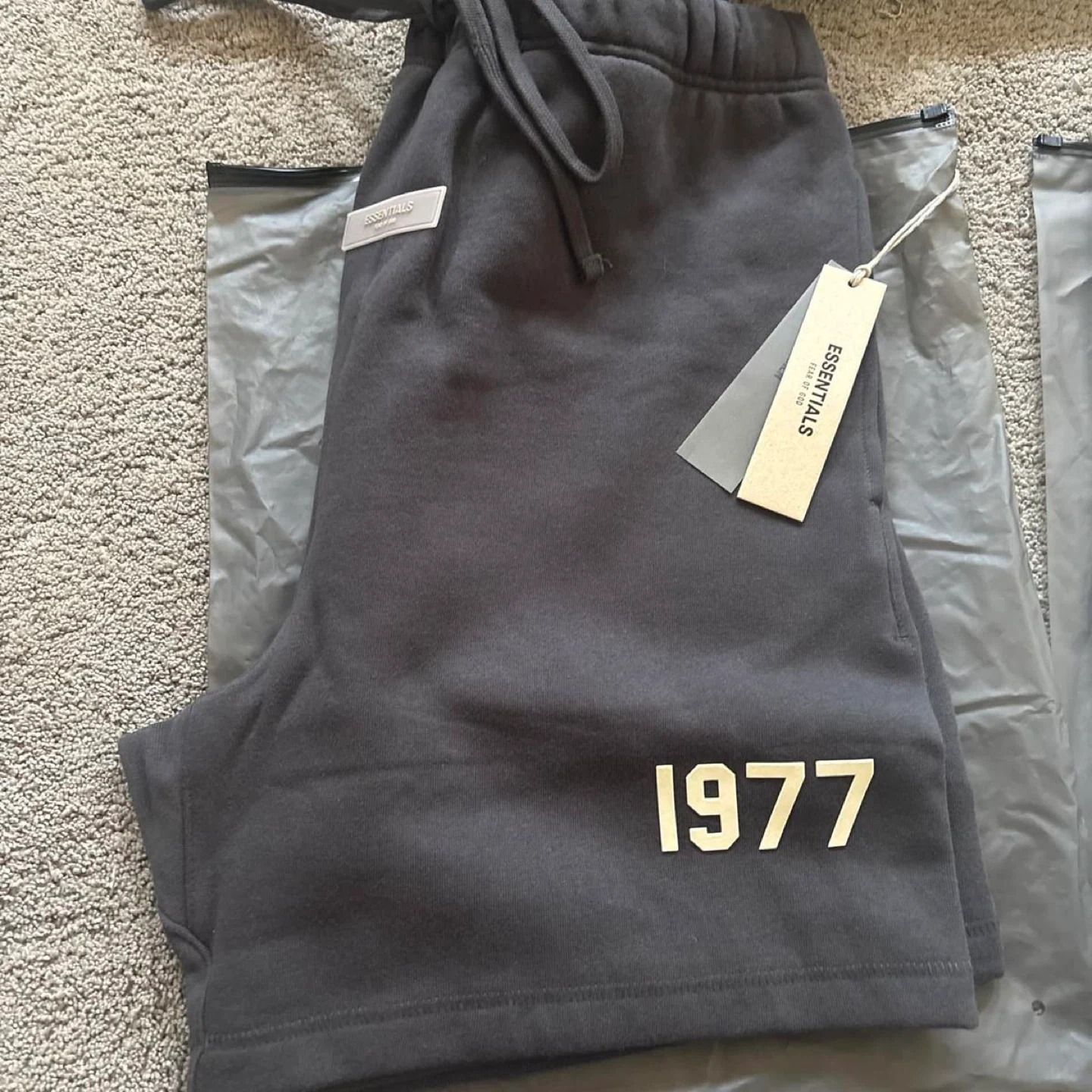 1977 shorts - photo 2