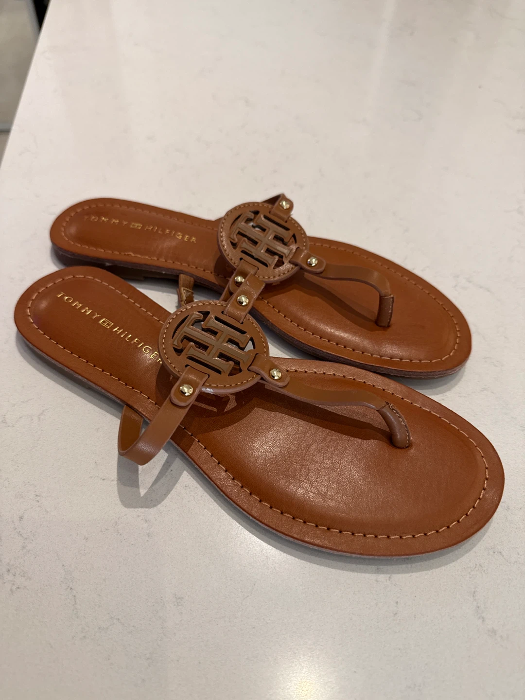 Tommy Hilfiger Women's Thong Sandals - Brown Leather - photo 3