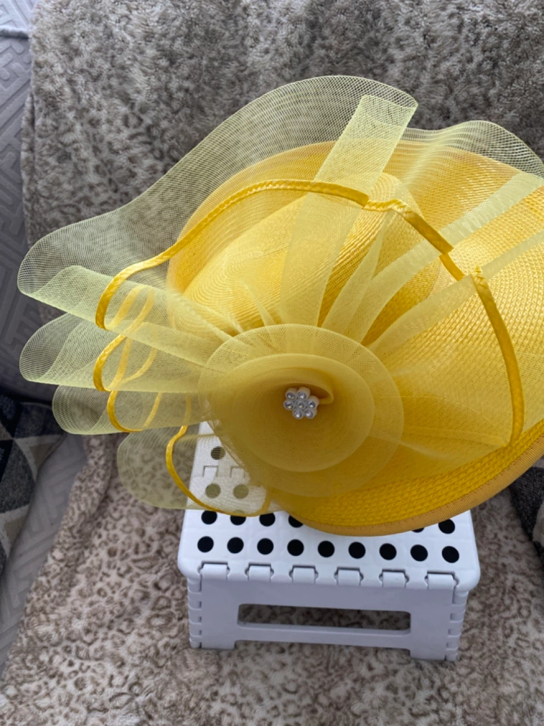 Vintage Yellow Fascinator Hat with Netting and Flower