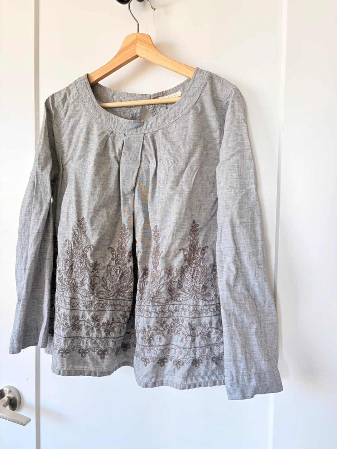 Sunny Clouds Women's Embroidered Long Sleeve Blouse - photo 5