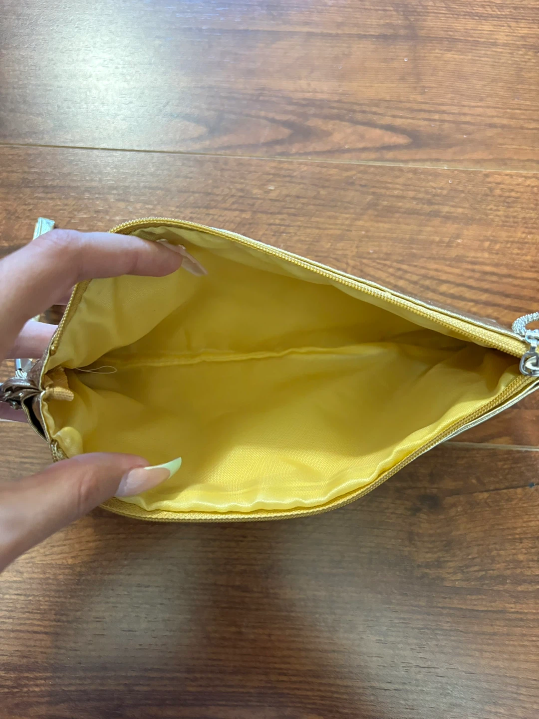 Gold Bow Clutch Bag with Heart Charm - photo 2