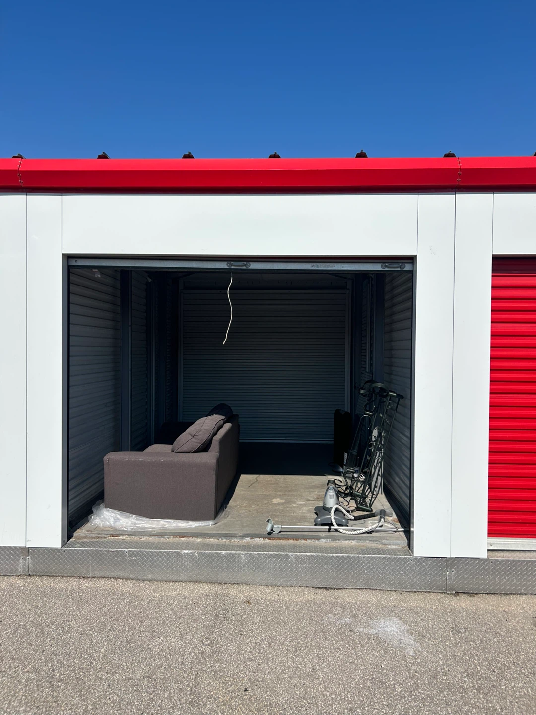*pick up 195 Cartwright ave’ Everything free in storage unit
