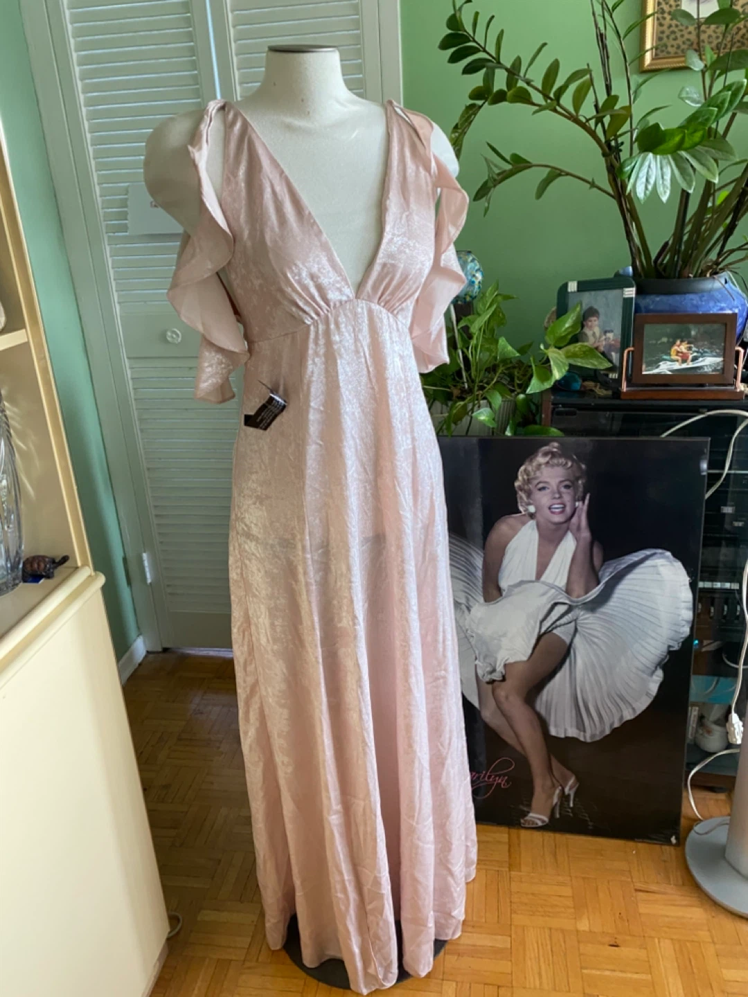 Light Pink Maxi Dress with Ruffle Sleeves - photo 2