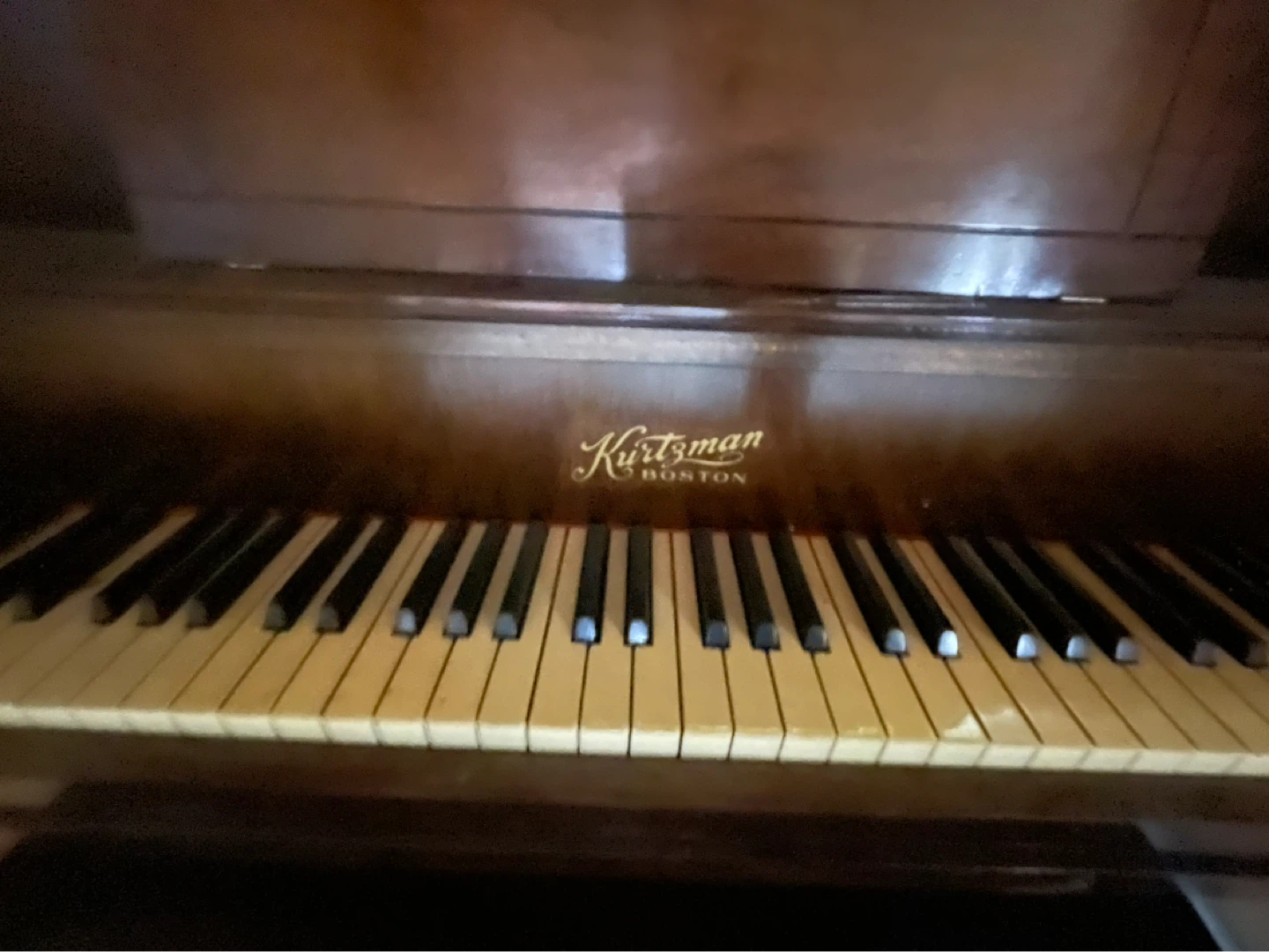 Kurtzman Boston Upright Piano with Bench - photo 2