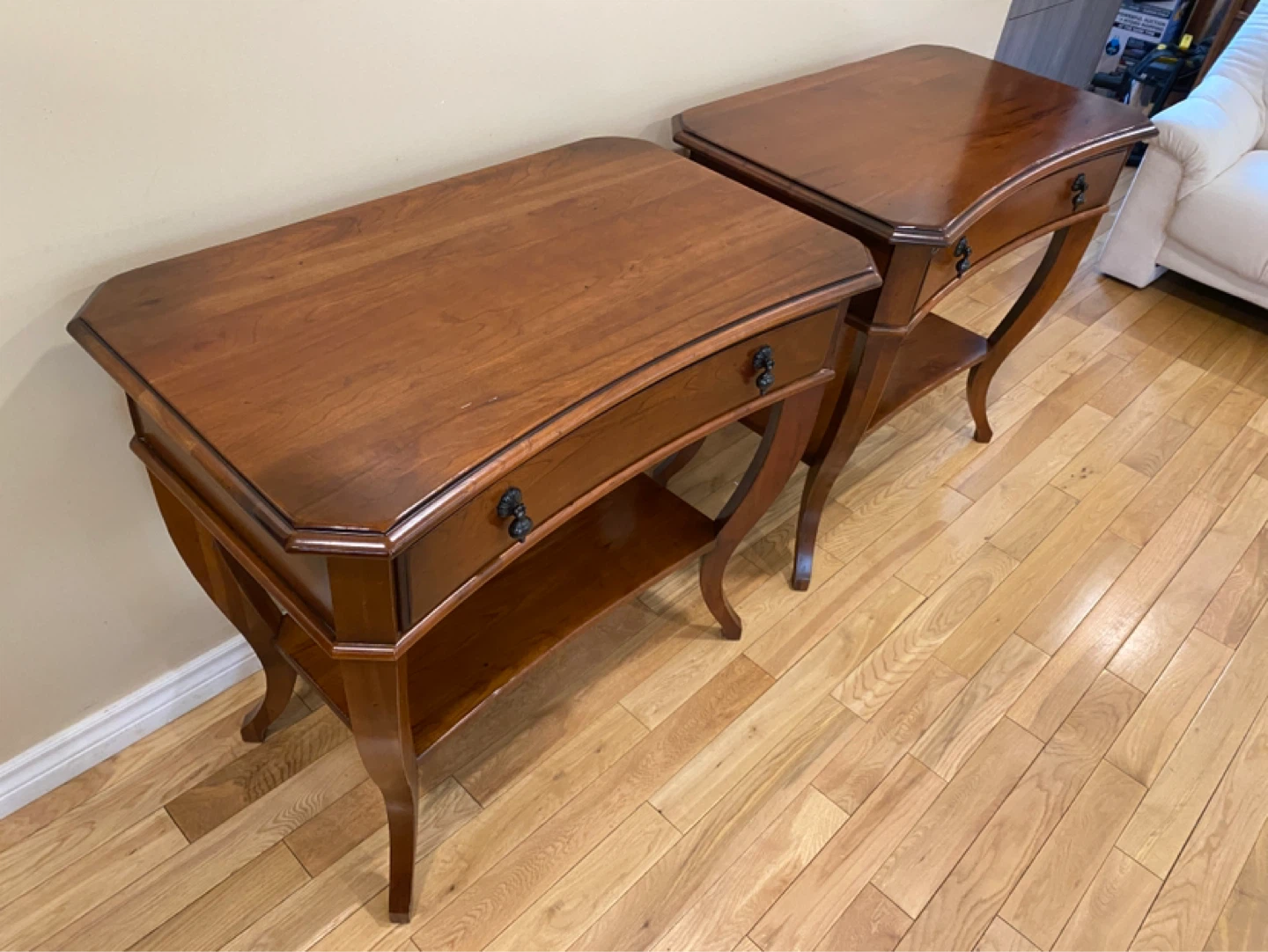 Pair of Harden Furniture Solid Cherry Nightstands (CAN DELIVER) - photo 5
