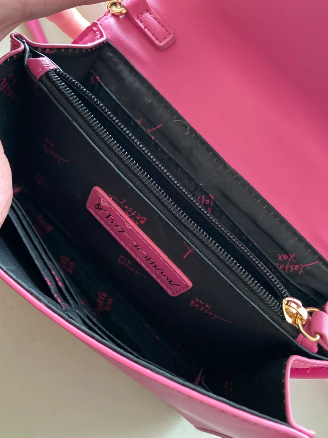 Betsey Johnson Pink Skull Crossbody Wallet - photo 4