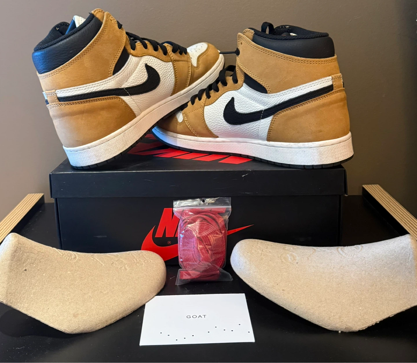 Nike Air Jordan 1  Sneakers Size 9.5/Authentic! - photo 5