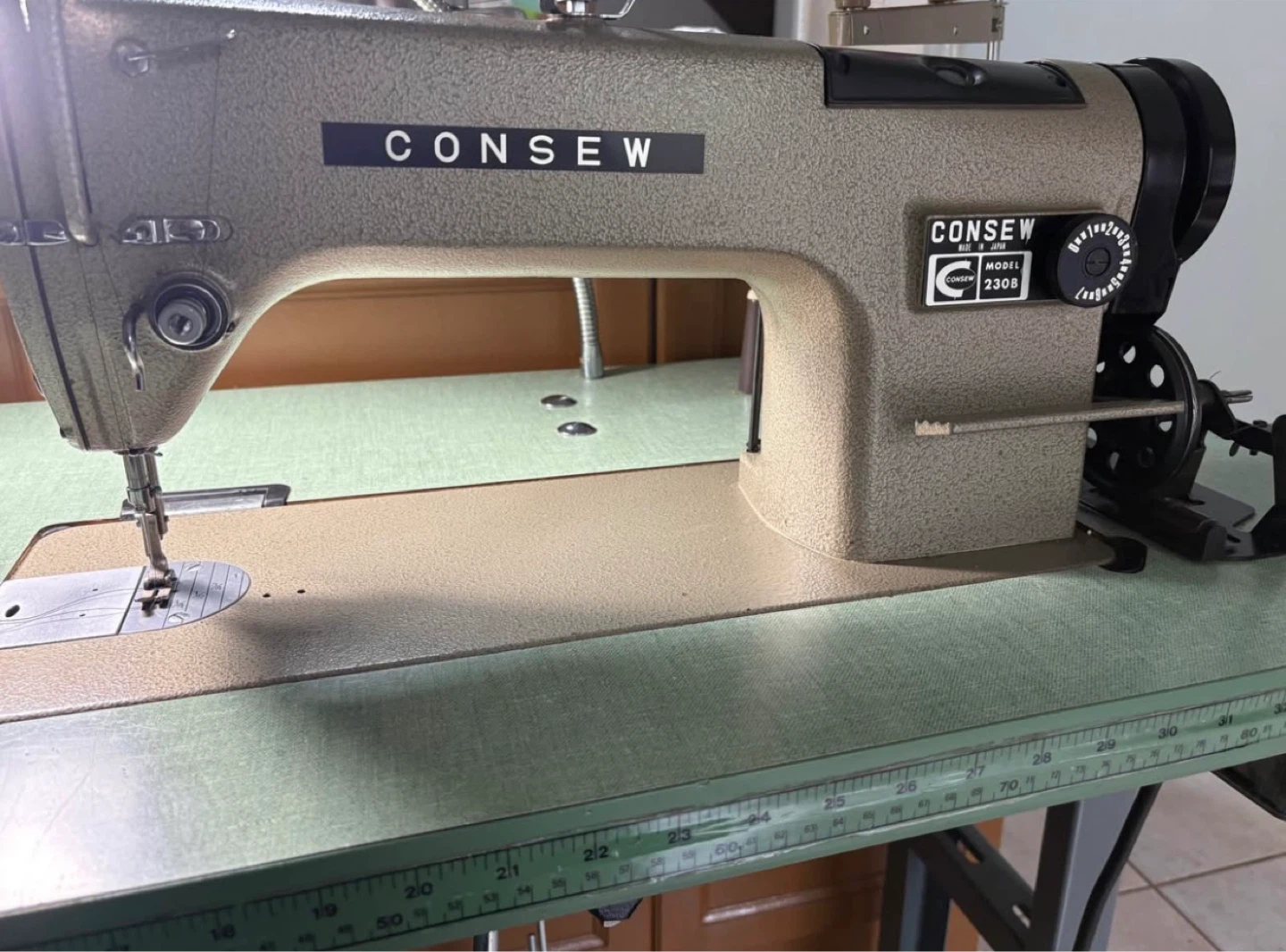 Consew Model 230RB Industrial Sewing Machine - photo 3