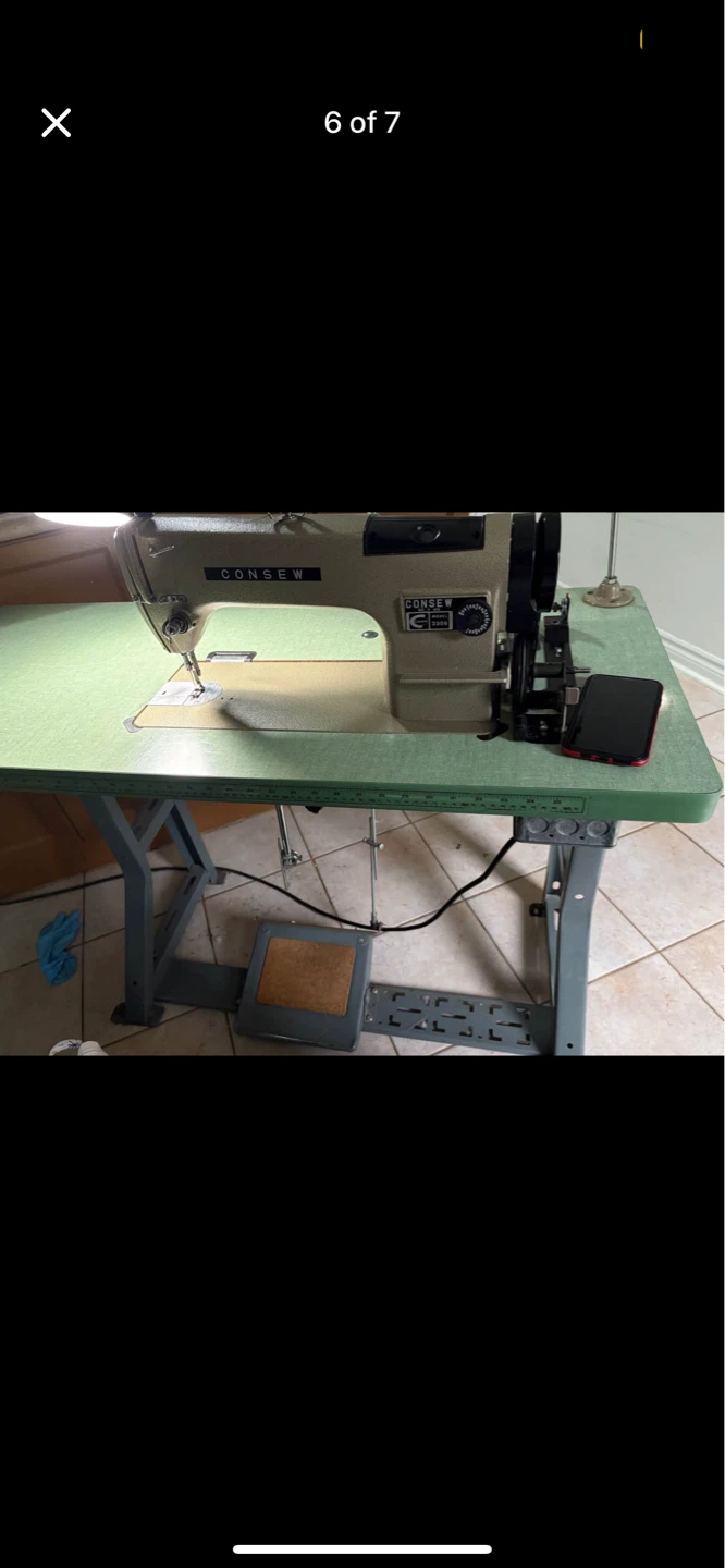 Consew Model 230RB Industrial Sewing Machine - photo 4