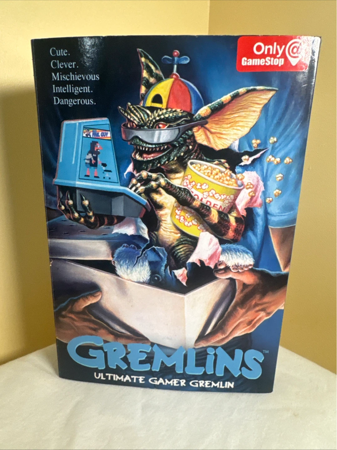 NECA Gremlins Ultimate Gamer Gremlin Action Figure - photo 3